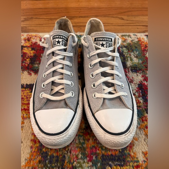 Converse Low Top PLATFORM Canvas Sneakers - Light Gray & White - size 7 - Picture 2 of 7